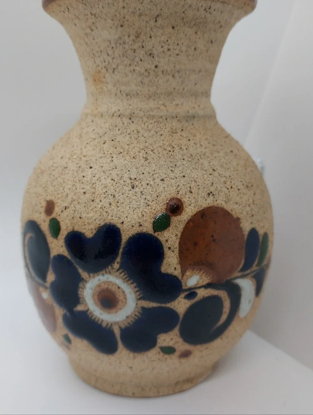 Vintage Tonala Sandstone Mexican Pottery Vases Flowers Floral Blue Brown (2)